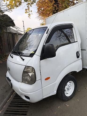 sprinter 4 4: Городской малотоннажный фургон KIА (кабовер) с цельнометаллическим — 2