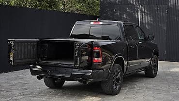 360: Dodge Ram 1500: 2019 г., 5.7 л, Автомат, Бензин, Пикап — 10