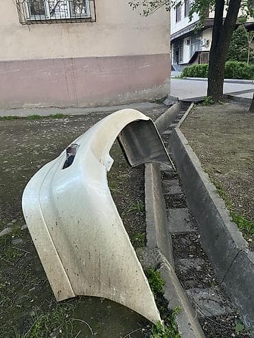 Бампер Б/у — 3