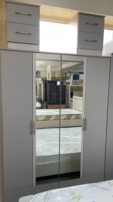 самые дешевые спальные гарнитуры с матрасом в комплекте: Спальный гарнитур, Новый, Двуспальная кровать, Комод, С матрасом, МДФ, Бесплатная доставка — 5