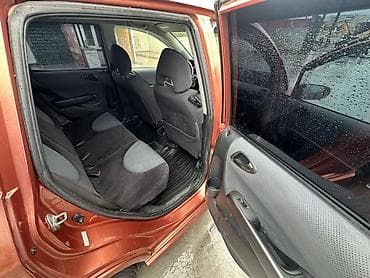 old man: Honda Fit: 2008 г., 1.5 л, Механика, Бензин, Хэтчбэк — 5