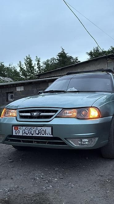 Унаа: Daewoo Nexia: 2008 г., 1.6 л, Кол менен иштөөчү, Бензин, Седан — 1