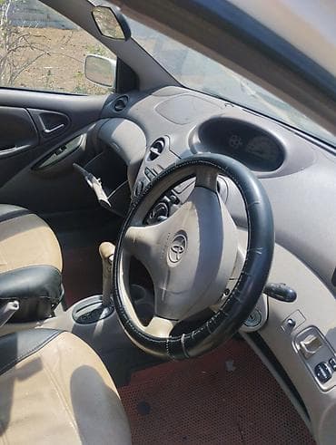 subaru outback авто: Toyota Platz: 2005 г., 1.6 л, Автомат, Бензин, Седан — 9