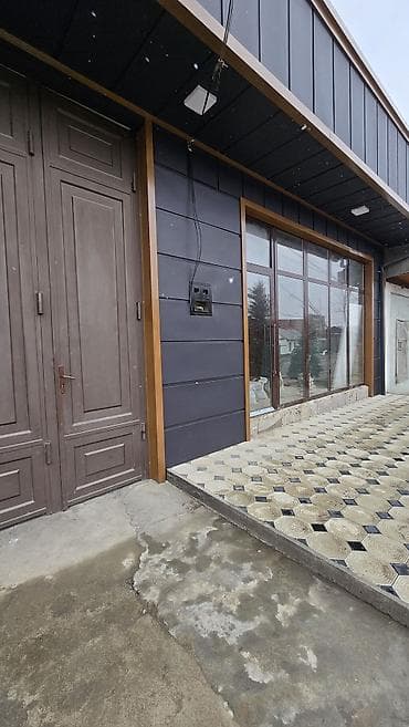 Коммерческое помещение с витражным фасадом, 46 кв метров. Аскар