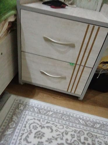 продаю тумбу под телевизор: Спальный гарнитур сатылат. Шкаф кузгу тумба диван. комплект.Арзандатып — 2