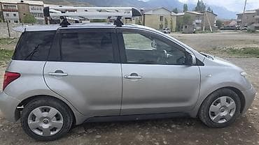 passat passat: Toyota Ist: 2002 г., 1.5 л, Автомат, Бензин, Хэтчбэк — 3