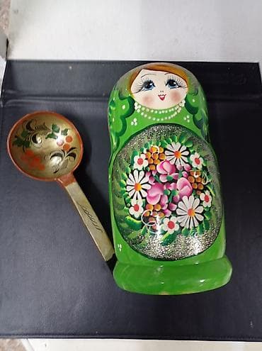В связи с закрытием магазина продам интерьерные предметы: матрёшка 10