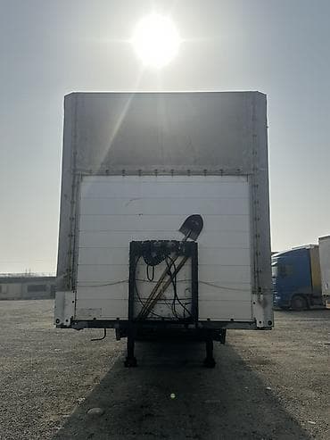 belarus mtz 82 1: Прицеп, Schmitz Cargobull, Тентованный — 3