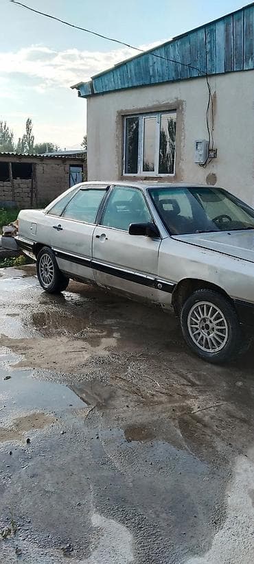 сд спринтер: Audi 100: 1987 г., Седан — 1