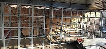 Этажерки для кухни: Продается стеллаж из профильной трубы размеры высота 1900мм Длина — 9