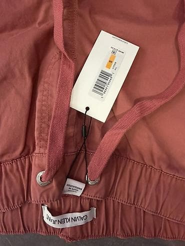 шым: Новые Calvin Klein Jeans карго-джоггеры Размер: C можно М — посадка — 1