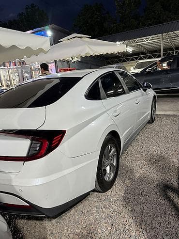 byd e2 2023: Hyundai Sonata: 2022 г., 2 л, Автомат, Газ, Седан — 5