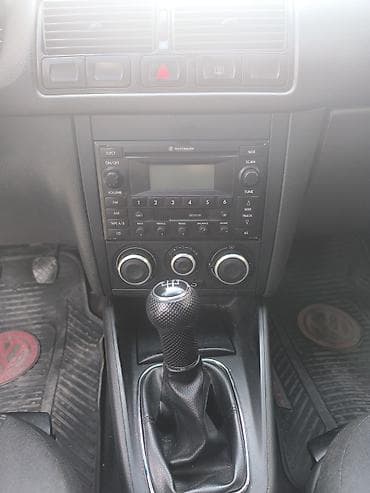 210 mers: Volkswagen Golf: 2006 г., 2 л, Механика, Бензин, Хэтчбэк — 4