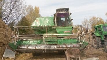 миксеры ош: Зерноуборочный комбайн (заводская зелёная окраска). - Колёсная схема — 2