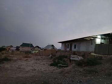 бишкек киргизия 1: Дом с участком в сельской местности. - Одноэтажный дом из — 3