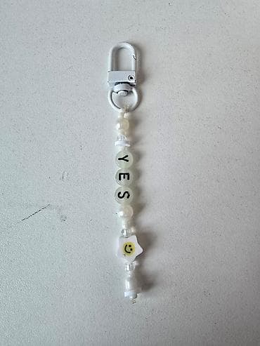 Брелок-подвеска с карабином. - Карабин металлический, светло-серый, с