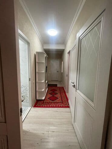 суточная квартиры бишкеке: 2 комнаты, Банные принадлежности, Бронь, Душевая кабина — 2