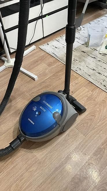 kitchen aid: Продаю на запчасти‼️ Пылесос Samsung 2000W + электрическая мясорубка — 2