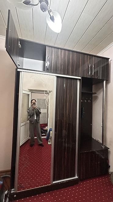 вешалка с зеркалом: 1,93/2,58/60 Прихожая-купе с верхними антресолями и зеркальными — 1