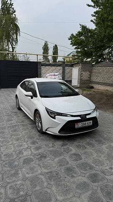 mark 3: Toyota Corolla: 2021 г., 1.5 л, Автомат, Бензин, Седан — 2