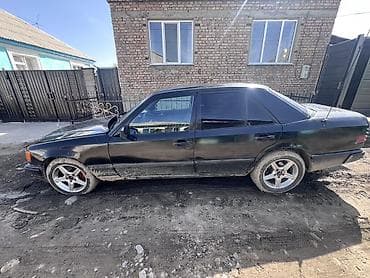 lada 21099: Mercedes-Benz : 1986 г., 2 л, Механика, Бензин, Седан — 6