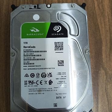 usb type c: Жесткий диск Seagate BarraCuda 1TB (ST1000DM014) - Форм-фактор: 3.5" — 1