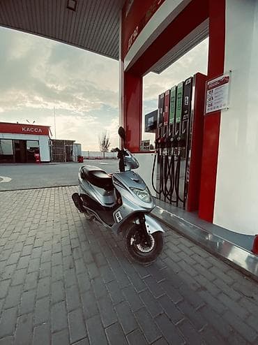 сктер: Скутер м8 простой 125куб Матор не дымит Состаяния хорошее Свет — 1