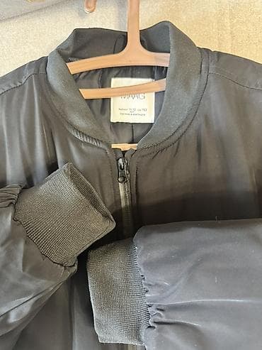 жилет спасательный: Куртки в отличном состоянии .Нам уже малы к сожалению.Качество 🔥🔥Для — 6