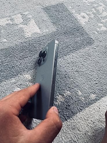 redmi not 9pro: IPhone 15про 256гб - Корпус: матовое стекло, плоские стальные грани — 3