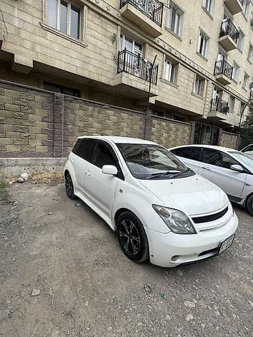 Toyota Ist: 2003 г., 1.5 л, Автомат, Бензин, Хэтчбэк — 3