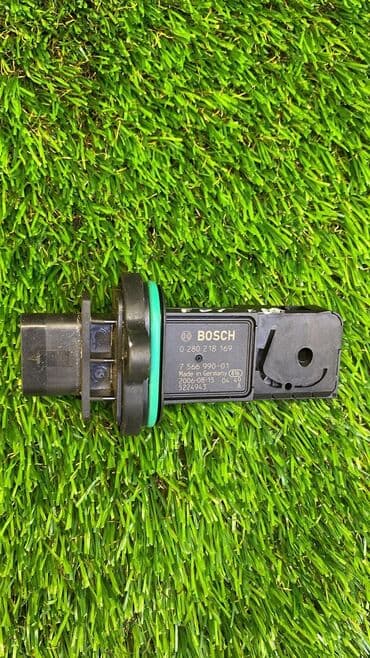 n52b30: Датчик расхода воздуха Расходомер воздуха Bmw n62 n63 Номер — 2