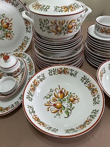 dinner table: Винтажный столовый сервиз на 6 персон производства Чехословакия — 3