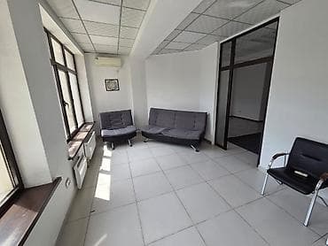 сдаю кобинет: Аренда офисов, 93 м², В бизнес центре — 4