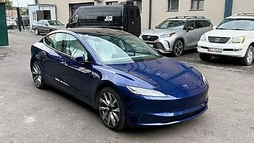tes: Tesla Model 3: 2024 г., Электромобиль, Лифтбек — 5