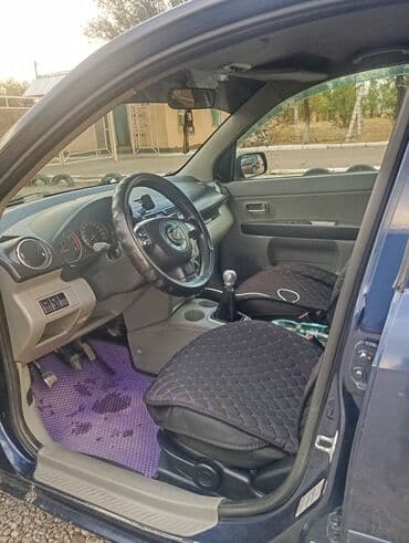 машина не нахаду: Mazda 2: 2004 г., 1.4 л, Механика, Бензин, Хетчбек — 5
