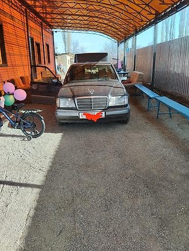 124 е: Mercedes-Benz E-Class: 1994 г., 2.2 л, Ручные, Бензин, Седан — 2
