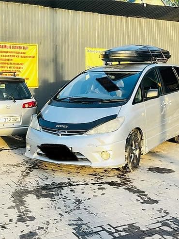 Toyota Estima: 2001 г., 2.4 л, Вариатор, Бензин, Минивэн