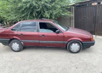 последующими выкуп авто: Volkswagen Passat: 1993 г., 1.8 л, Механика, Бензин, Седан — 3