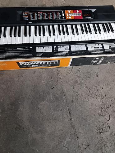 Синтезаторы: Синтезатор/портативное пианино Yamaha PSR-F51 - 61 полноразмерная — 2