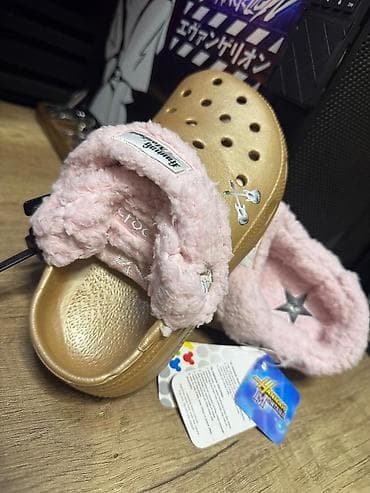 Детский мир: 🔥 Оригинальные редкие Crocs (лимитированные модели с мехом) 🔥 Новые, с — 10