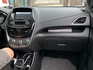 devo matiz: Chevrolet Spark: 2018 г., 1 л, Автомат, Бензин, Хэтчбэк — 6