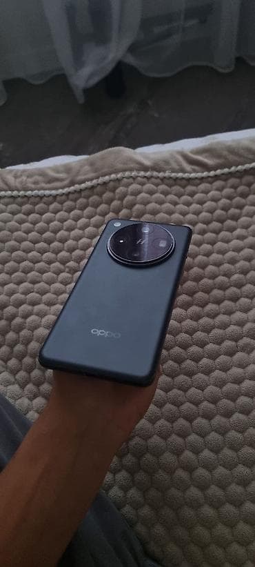 радио телефоны: Oppo Find X8 Pro, Б/у, 512 ГБ, цвет - Черный — 1