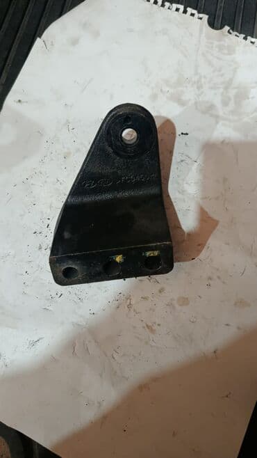 запчасти на хендай портер 2: Подушка мотора Hyundai 2015 г., Б/у, Оригинал — 2