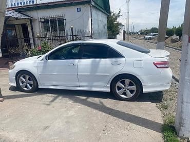 2 8: Toyota Camry: 2010 г., 2.5 л, Автомат, Бензин, Седан — 1