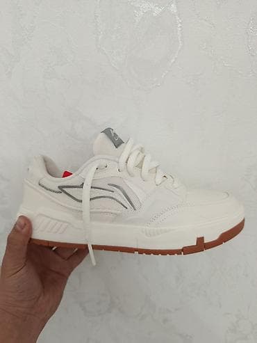 Продаю кроссовки ли нинг заказал с Китая размер не подошёл at lalafo.kg Продаю кроссовки ли нинг заказал с Китая размер не подошёл