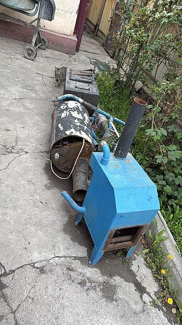 Продаю не рабочую печку железо