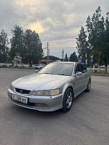Honda Accord: 2002 г., 1.8 л, Автомат, Газ, Седан — 1