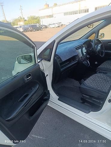 subaru forester sh: Honda Stream: 2003 г., 1.7 л, Автомат, Бензин, Минивэн — 7