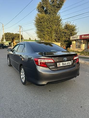 Toyota Camry: 2012 г., 2.5 л, Автомат, Гибрид, Седан lalafo.kg да Toyota Camry: 2012 г., 2.5 л, Автомат, Гибрид, Седан