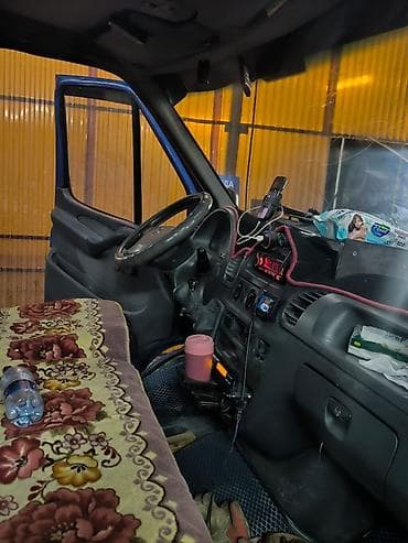 грузовой гигант 814: Эвакуатор, Mercedes-Benz, Прямая — 2